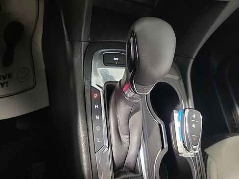 Used 2022 Chevrolet Equinox LT image 25