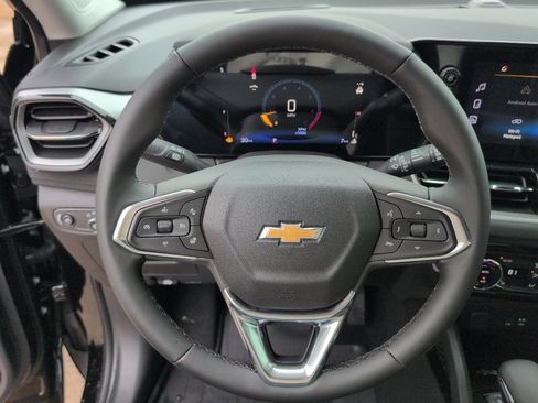 New 2026 Chevrolet TrailBlazer LT w/ Convenience Package FWD image 16