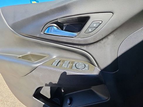 Used 2024 Chevrolet Equinox LT AWD/4WD image 19