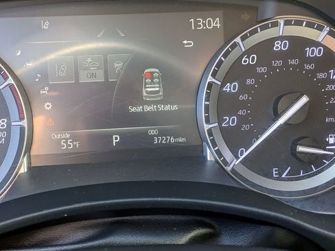 Used 2022 Toyota Highlander XLE image 18