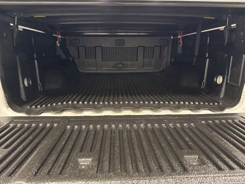 Used 2021 Chevrolet Colorado LT w/ LT Convenience Package image 13