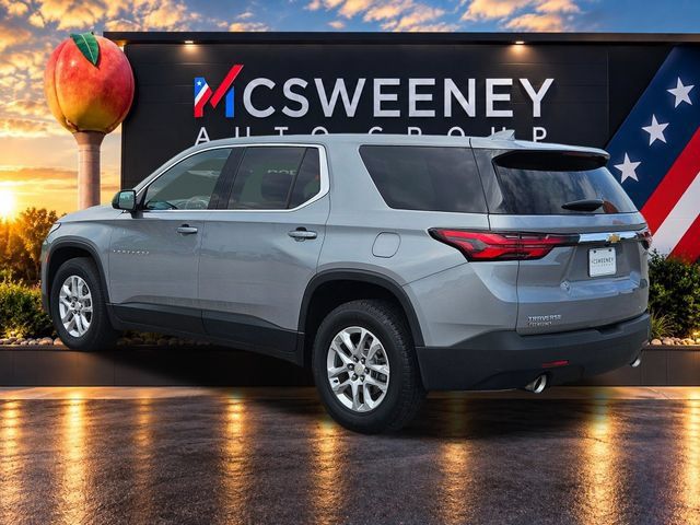 Used 2023 Chevrolet Traverse LS FWD image 3