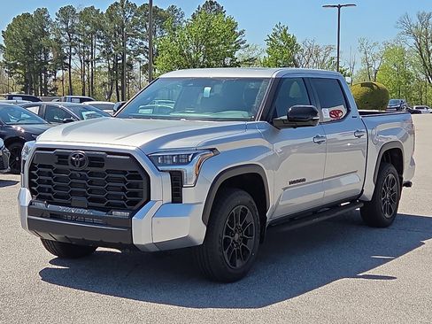 New 2026 Toyota Tundra Limited AWD/4WD image 2