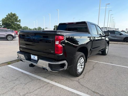 Used 2024 Chevrolet Silverado 1500 LT AWD/4WD image 3