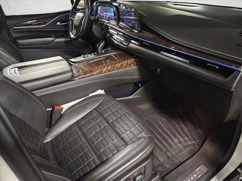 Used 2023 Cadillac Escalade Sport Platinum w/ LPO, ONYX Package image 21
