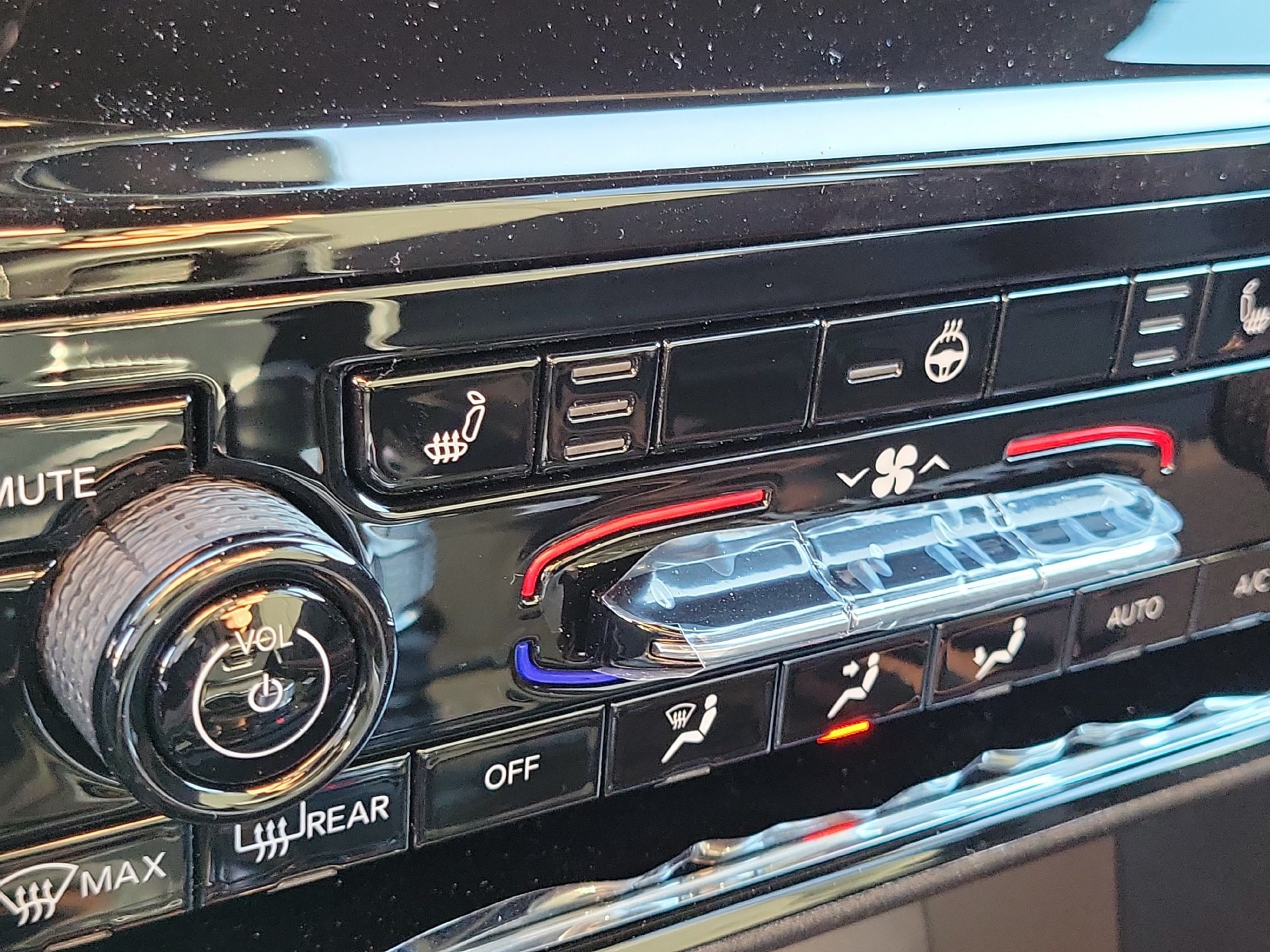 New 2026 Jeep Grand Cherokee Laredo X AWD/4WD image 9