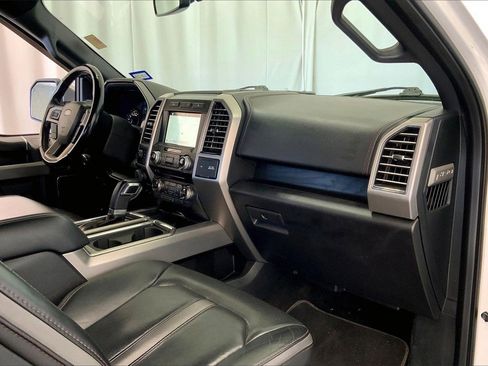 Used 2018 Ford F150 Platinum w/ Equipment Group 701A Luxury image 28