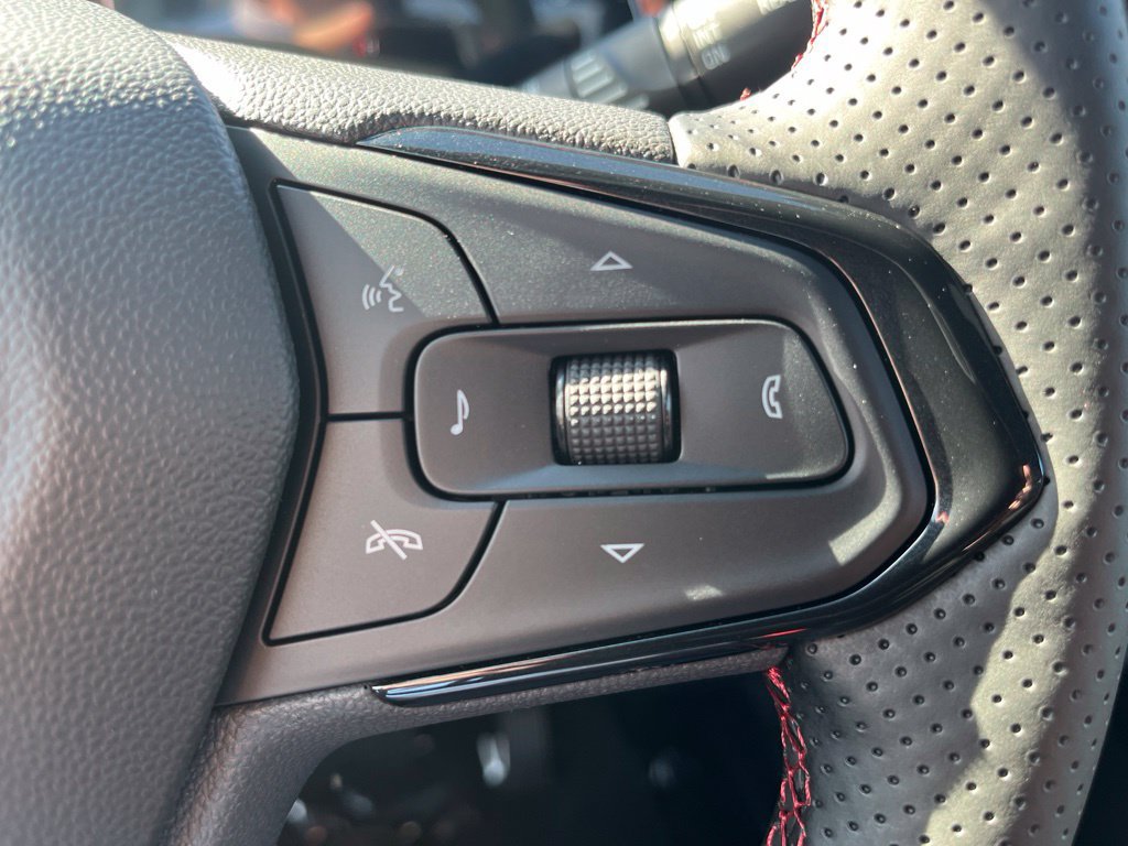 New 2026 Chevrolet Trax RS w/ Driver Confidence Package FWD image 17