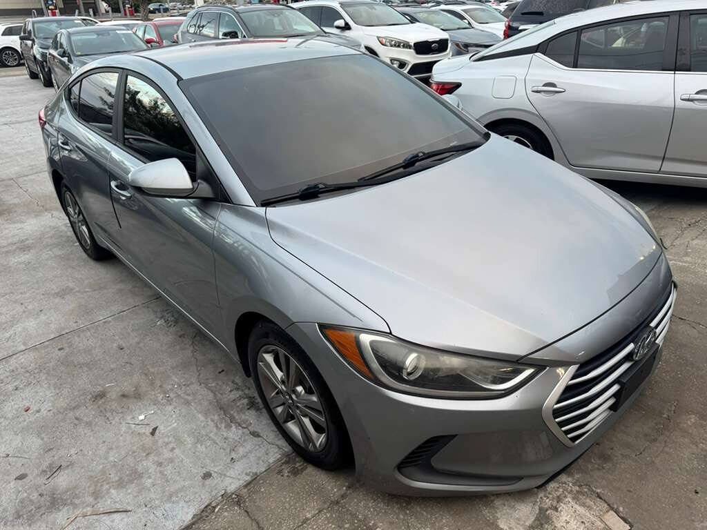 Used 2017 Hyundai Elantra SE FWD image 8