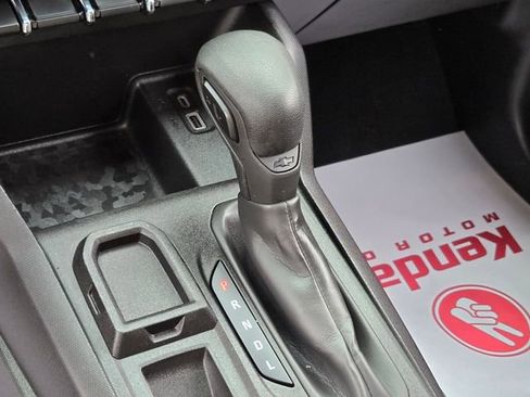 Used 2023 Chevrolet Colorado W/T image 23