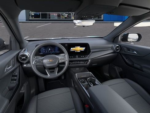 New 2026 Chevrolet Equinox LT w/ Convenience Package II image 15