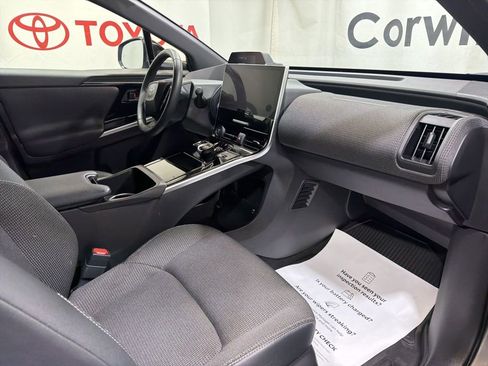 Used 2024 Toyota bZ4X XLE w/ Weather Package image 11