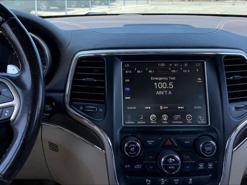 Used 2015 Jeep Grand Cherokee Overland w/ Advanced Technology Group RWD image 8