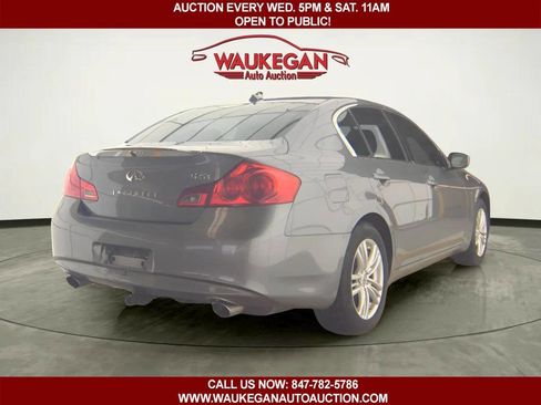 Used 2011 INFINITI G25 x w/ Moonroof Pkg image 3
