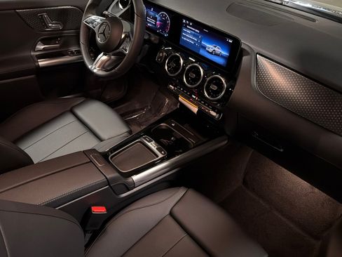 New 2026 Mercedes-Benz GLA 250 image 15