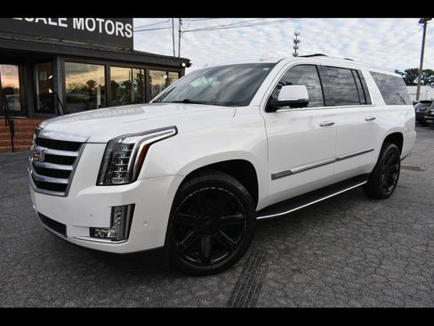 Used 2020 Cadillac Escalade ESV Premium Luxury image 1