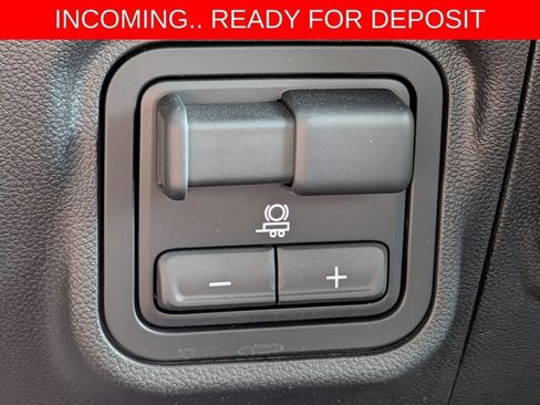 Used 2025 GMC Hummer EV 3X AWD/4WD image 46