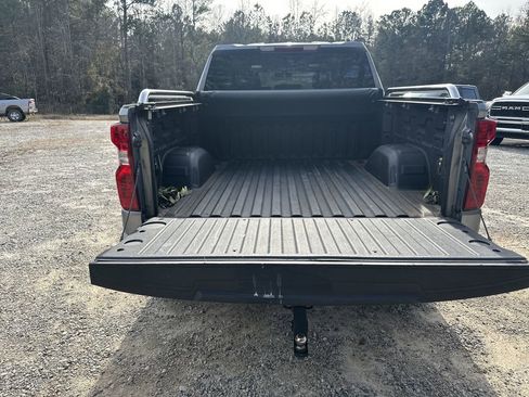 Used 2021 Chevrolet Silverado 1500 LT w/ LPO, Dark Essentials Package image 19