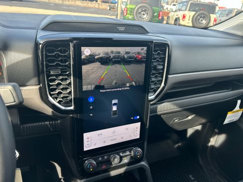 Used 2025 Ford Ranger XLT w/ Equipment Group 301A High image 27