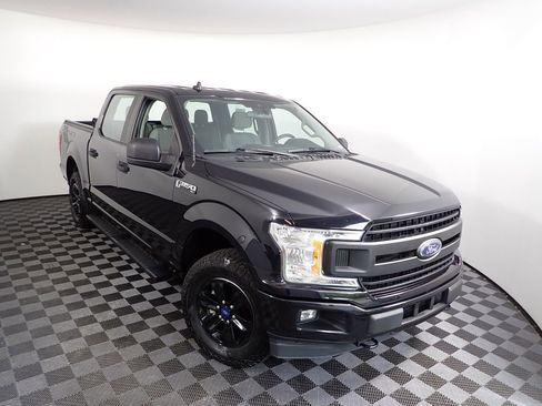 Used 2020 Ford F150 XL w/ Equipment Group 101A Mid AWD/4WD image 5