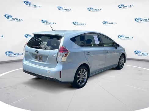 Used 2015 Toyota Prius V FWD image 5
