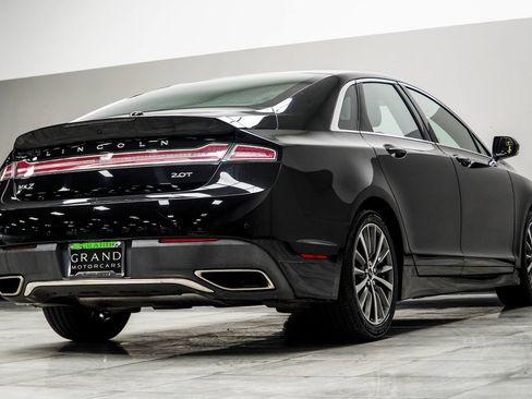 Used 2017 Lincoln MKZ Premiere image 12