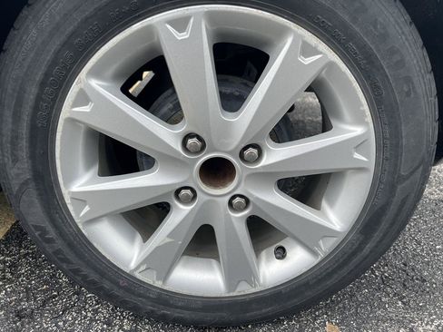 Used 2011 Ford Fiesta SE w/ 203A Rapid Spec Order Code FWD image 12
