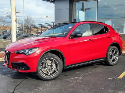 New 2025 Alfa Romeo Stelvio Sprint w/ Convenience Package