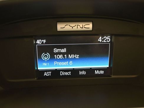 Used 2016 Ford C-MAX SE image 21