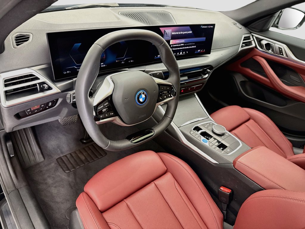 Used 2025 BMW i4 xDrive40i AWD/4WD image 4