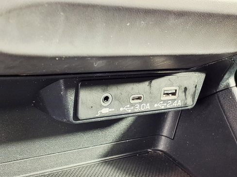 Certified 2024 Subaru Crosstrek 2.0i Premium image 22