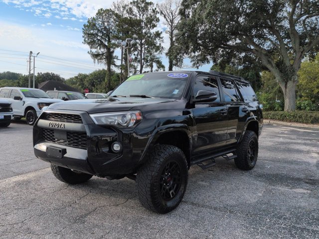 Used 2022 Toyota 4Runner SR5 Premium w/ Moonroof Package AWD/4WD image 7
