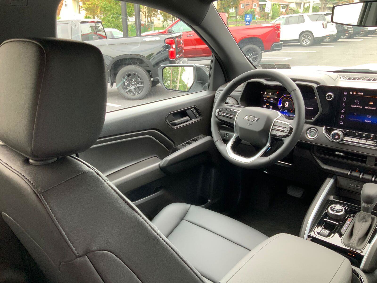 New 2026 Chevrolet Colorado Trail Boss AWD/4WD image 14