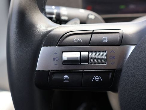 Used 2024 Hyundai Kona SEL FWD image 43