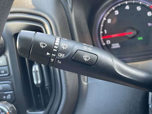 Used 2021 Chevrolet Silverado 1500 Custom Trail Boss AWD/4WD image 29