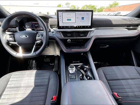 Certified 2025 Ford Explorer ST-Line w/ ST-Line Street Pack AWD/4WD image 14