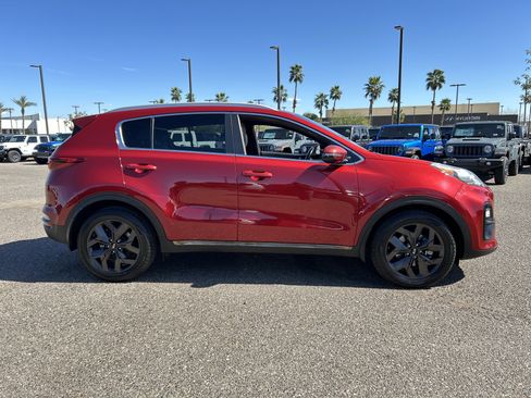 Used 2021 Kia Sportage S image 6