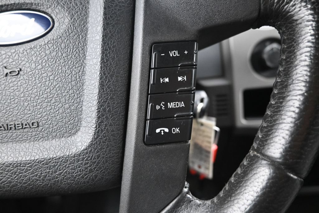 Used 2011 Ford F150 XLT w/ XLT Chrome Pkg AWD/4WD image 16