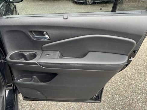 Used 2021 Honda Pilot Elite image 17