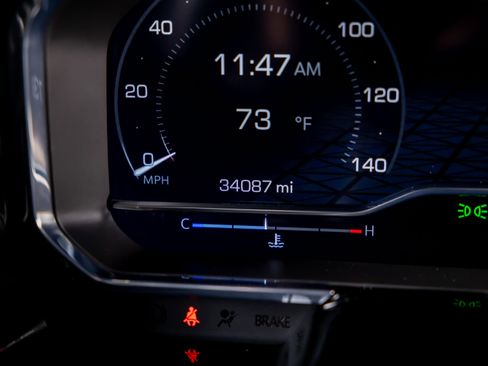 Used 2024 GMC Sierra 1500 SLT w/ SLT Premium Plus Package image 15