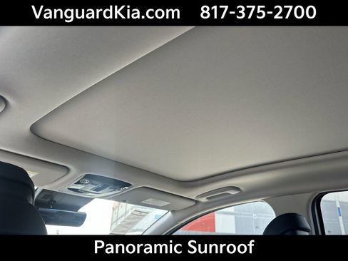 Certified 2025 Kia Sportage EX w/ EX Premium Package image 19