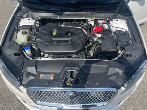 Used 2020 Lincoln MKZ Reserve w/ Luxury Package image 11