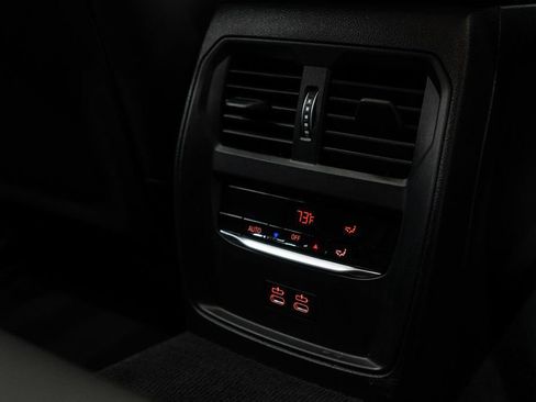 Used 2025 BMW 430i xDrive w/ M Sport Package image 33