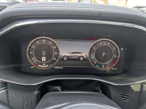 Used 2024 Jaguar F-PACE R-Dynamic S image 13