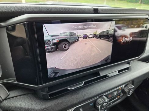 New 2026 Jeep Gladiator Sport image 32