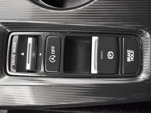 Used 2025 Honda Civic Sport image 31