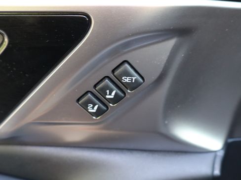 Used 2024 Subaru Outback Limited AWD/4WD image 37