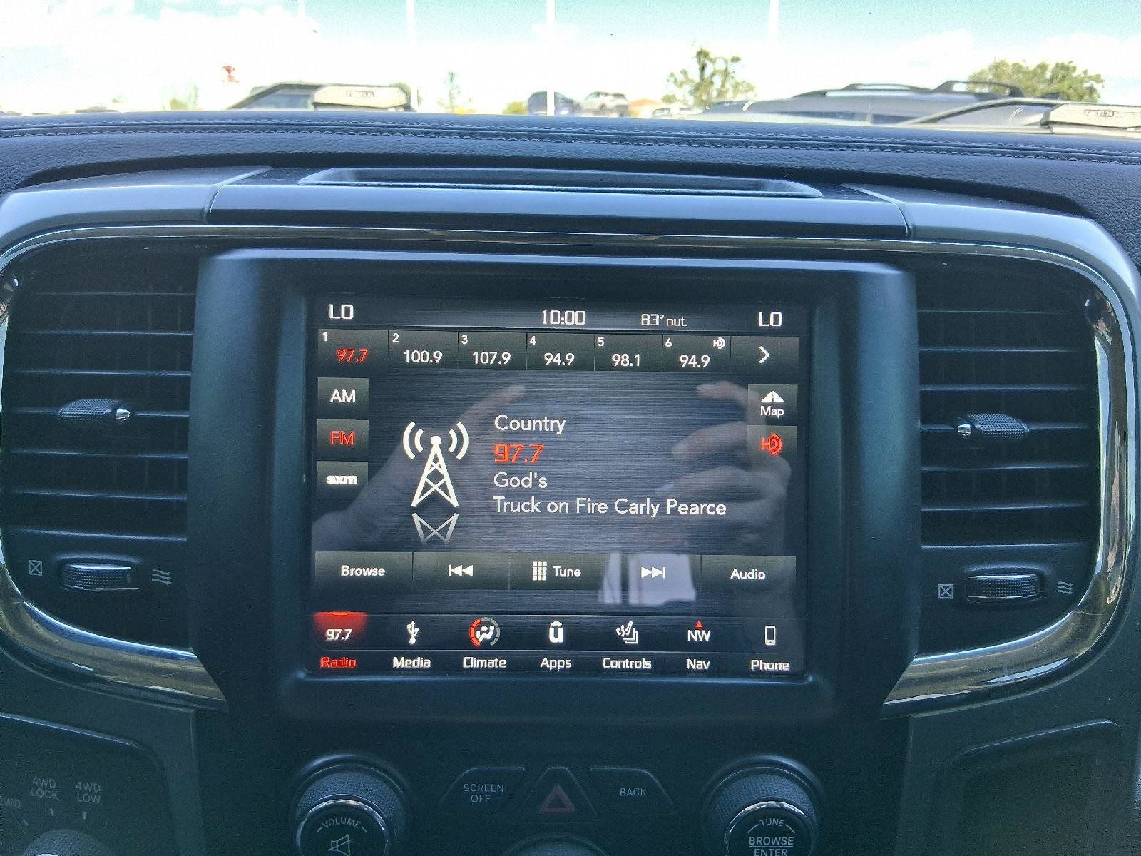 Used 2018 RAM 2500 Big Horn w/ Sport Appearance Group AWD/4WD image 29