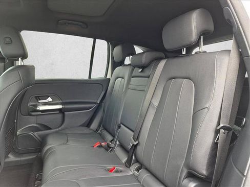 Certified 2023 Mercedes-Benz GLB 250 4MATIC image 21