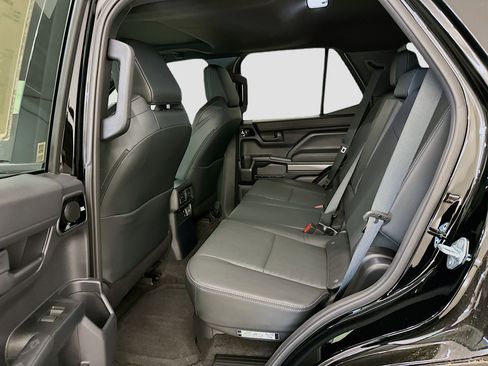Used 2026 Toyota 4Runner TRD Off-Road Premium AWD/4WD image 30